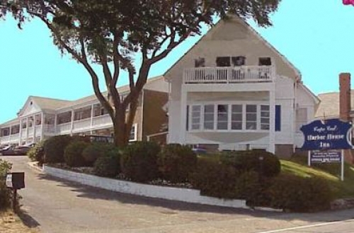 Cape Cod Harbor House Inn
